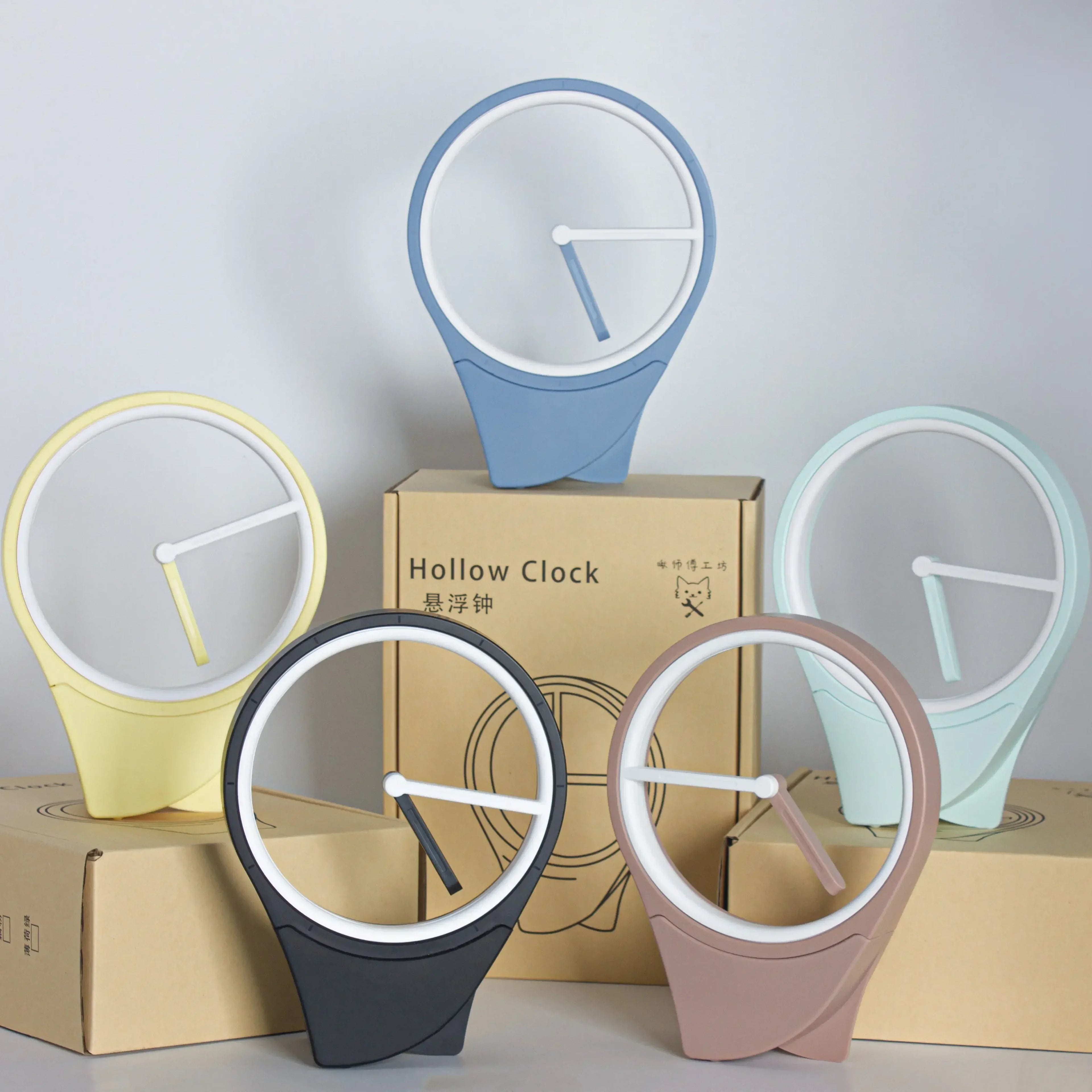 Modern Floating Dial-Free Clock Creative Simple Desktop Decoration Small Clock for Home and Office Ornament Black Technology